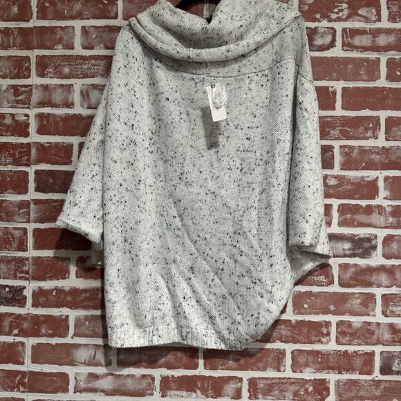 NWT Anthropologie Simona Cowl Neck Slouchy Sweater Gray Size Medium - Picture 3 of 9